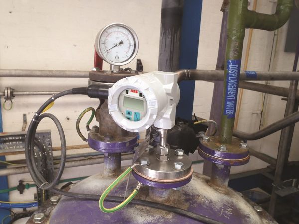 ABB level transmitter helps Robinson Bros keep the lid on explosive chemical